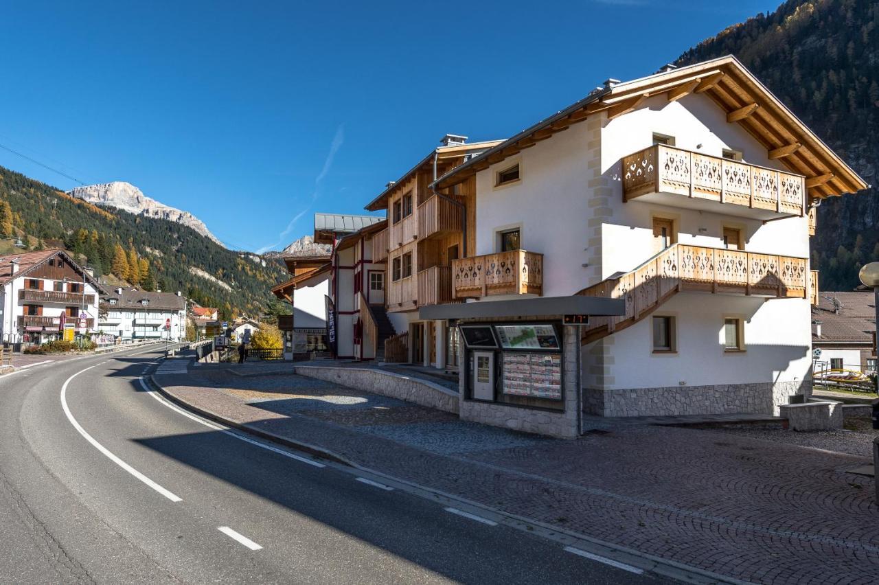 Ferienwohnung Cesa Baissa Campitello di Fassa Exterior foto